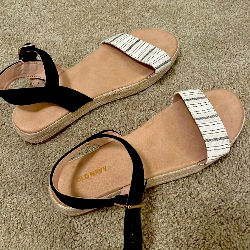 Old Navy sandals